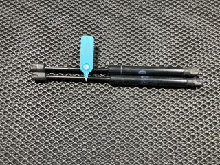 амортизатор капота Land Rover Range Rover Evoque L538 2014, 2.0 л., бензин, АКПП, внедорожник 5 дв., BJ3216C826AA, LR025400