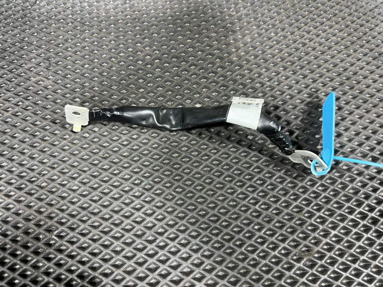 минусовой провод аккумулятора Hyundai Tucson 4 поколение 2024, 2.5 л., G4KN, бензин, АКПП, внедорожник 5 дв., 91862CW010, 91862CW010XB - фото №1