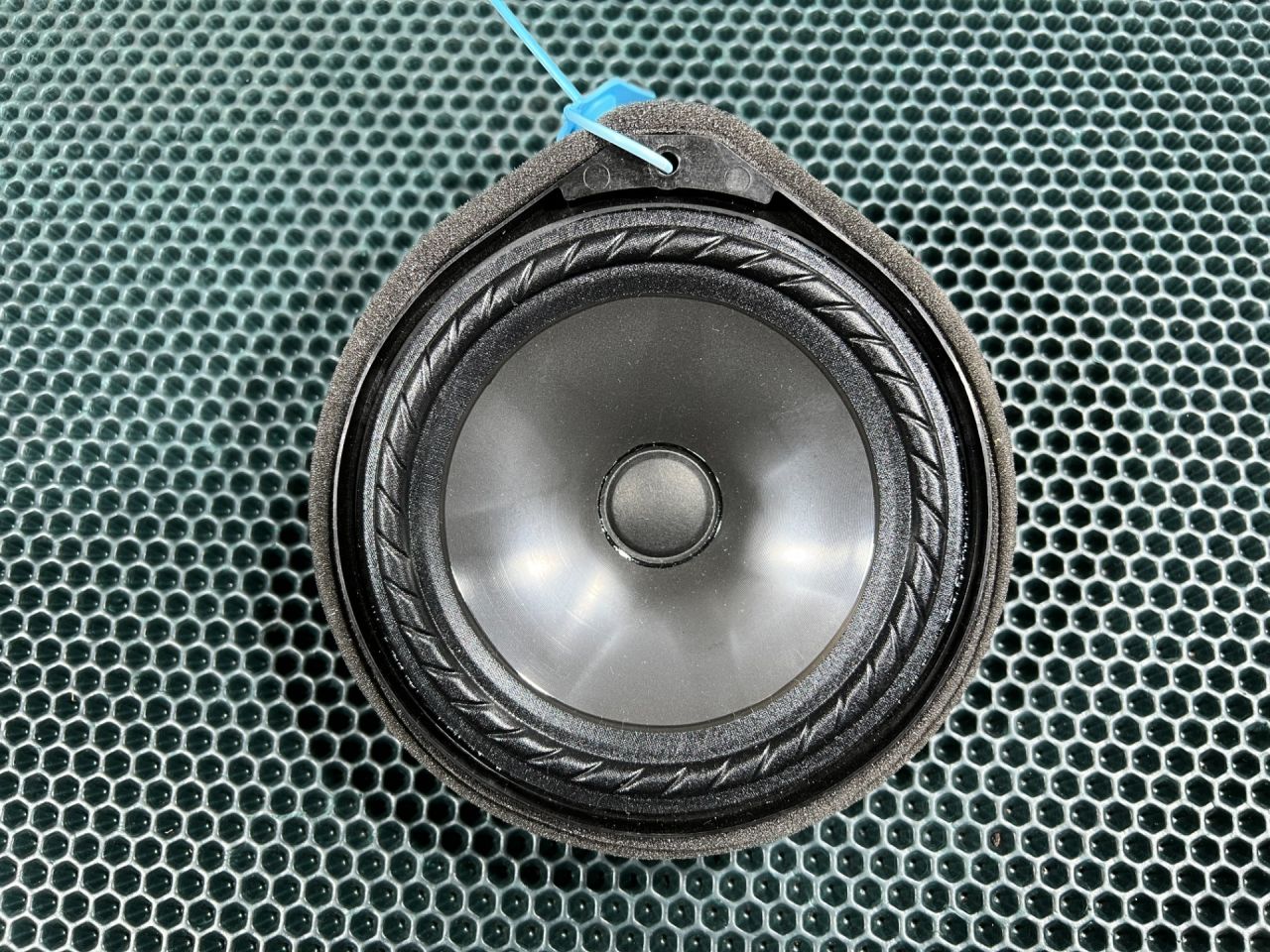 динамик двери Honda Accord 11 поколение 2025, 1.5 л., L15B, бензин, вариатор, седан, 8A4203V0A01 - фото №1