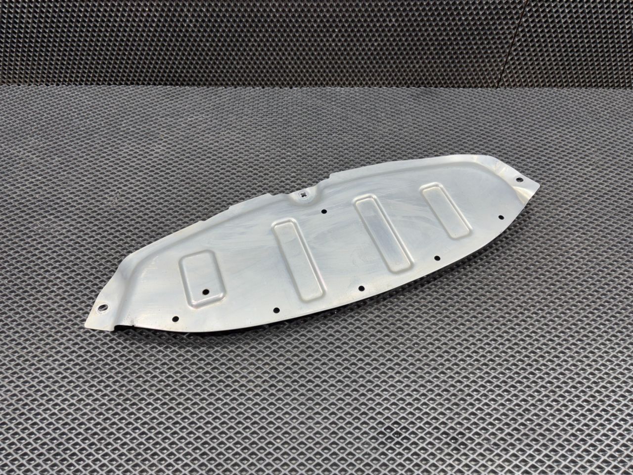 защита днища Kia K5 3 поколение 2022, 1.6 л., G4FP, бензин, АКПП, седан, 84291L1000 - фото №1