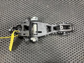 скелет ручки двери передней правой Land Rover Range Rover Sport 2 поколение 2014, 3.0 л., 306PS, бензин, АКПП, внедорожник 5 дв., BJ32224N02, LR025540, LR108184, LR078757