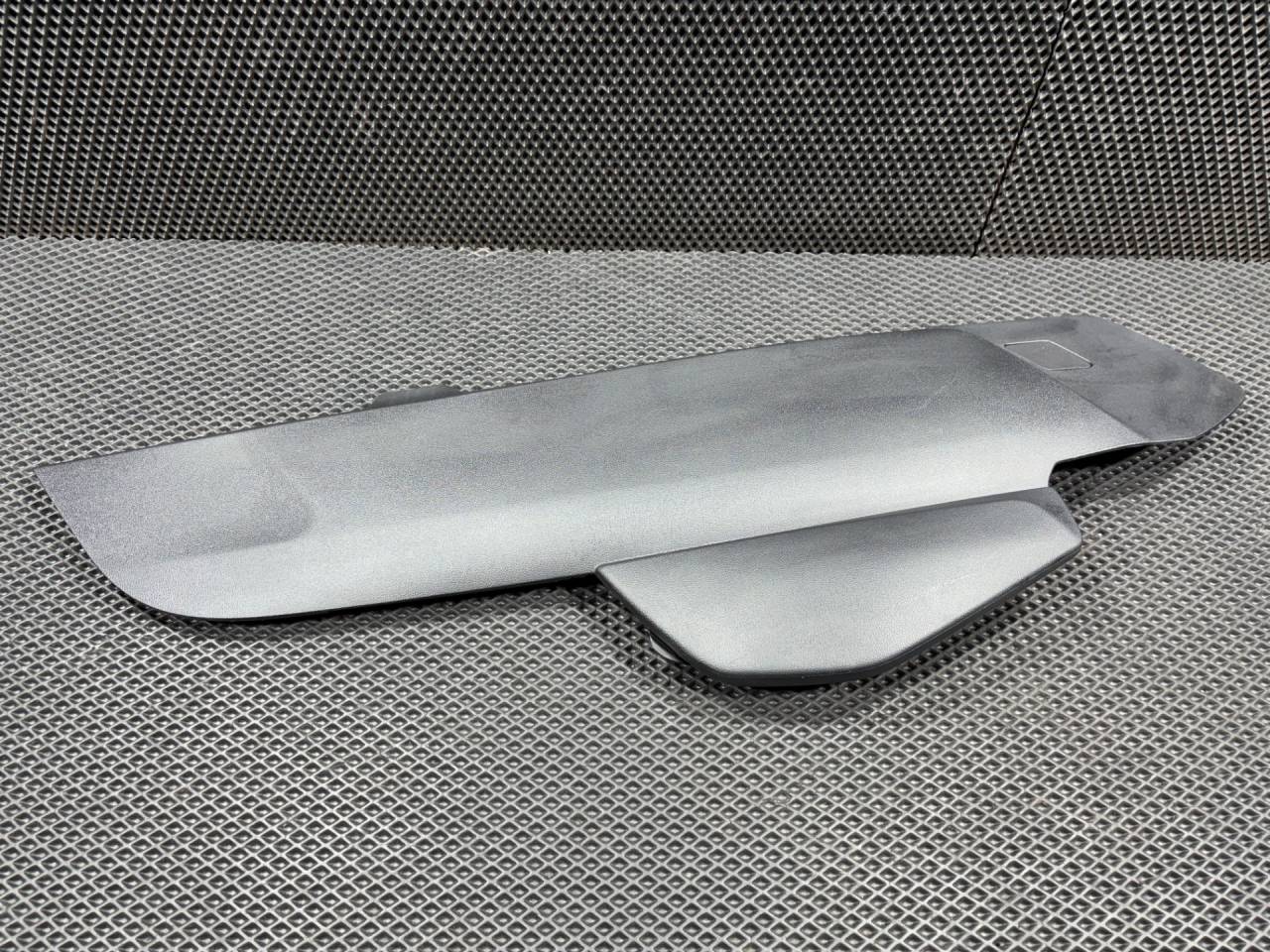 Декоративная накладка центральной консоли Ford Bronco Sport 1 поколение 2021, 1.5 л., бензин, АКПП, внедорожник 5 дв., M1PZ-7804609-BA - фото №1