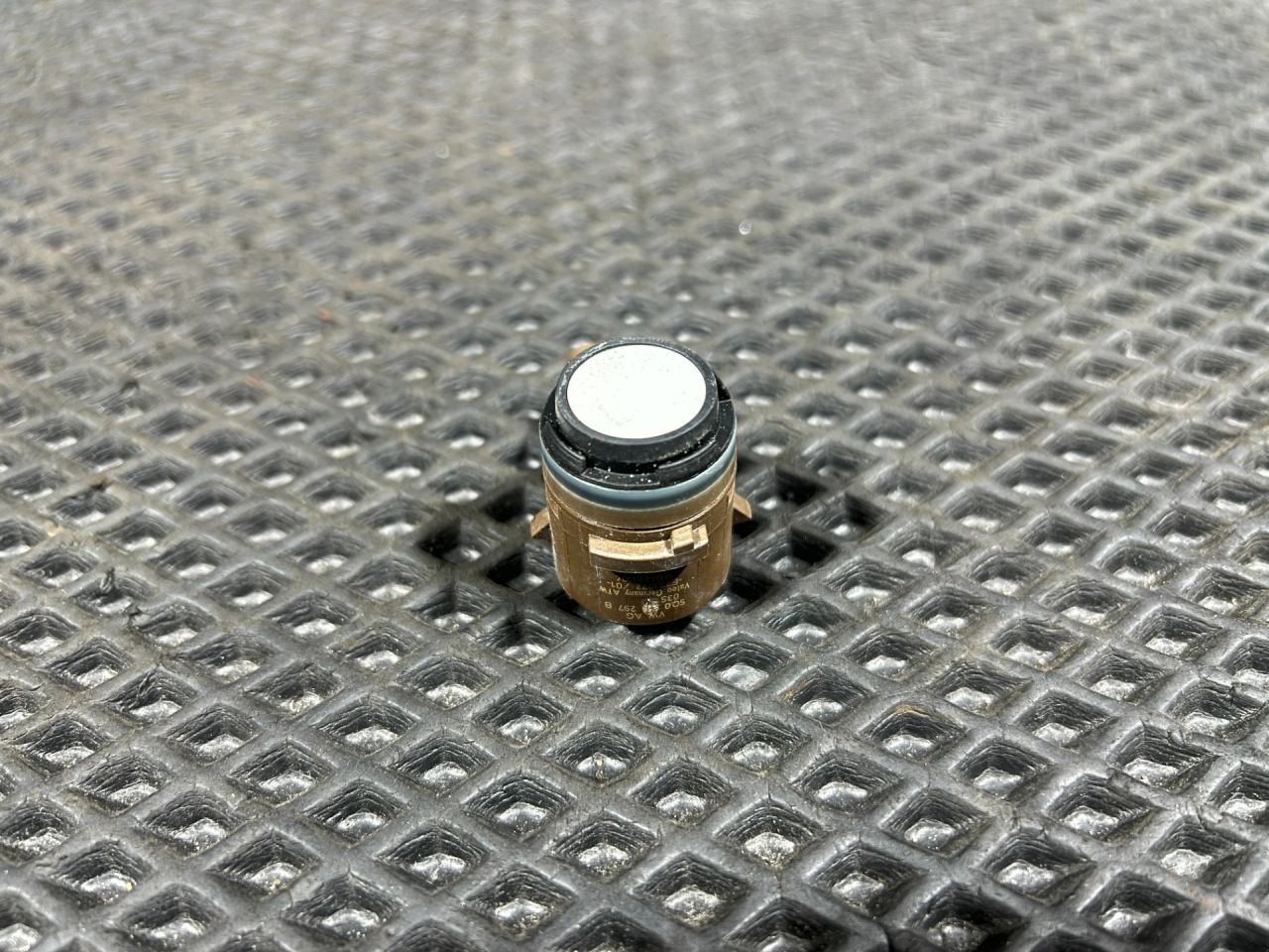 датчик парктроника Audi A6 C8 2019, 2.0 л., бензин, АКПП, седан, 5Q0919297B - фото №1