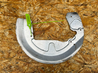 защитный кожух тормозного механизма Porsche Panamera 971 2018, 3.0 л., бензин, АКПП, 971615311J