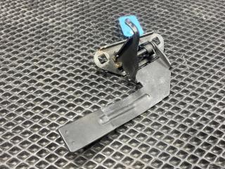 захватный крюк капота Land Rover Range Rover Evoque 1 поколение [рестайлинг] 2016, 2.0 л., бензин, АКПП, внедорожник 5 дв., CX23-16892-AA