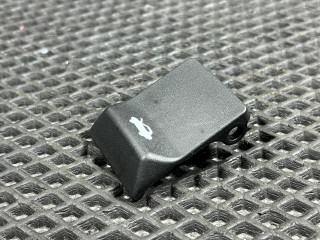 ручка открывания капота Buick Encore GX 1 поколение [рестайлинг] 2024, 1.3 л., бензин, АКПП, внедорожник 5 дв.