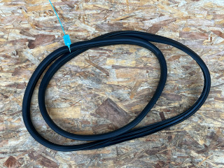 уплотнитель двери Genesis G70 1 поколение 2019, 2.0 л., G4KL, бензин, АКПП, седан, 181019212415