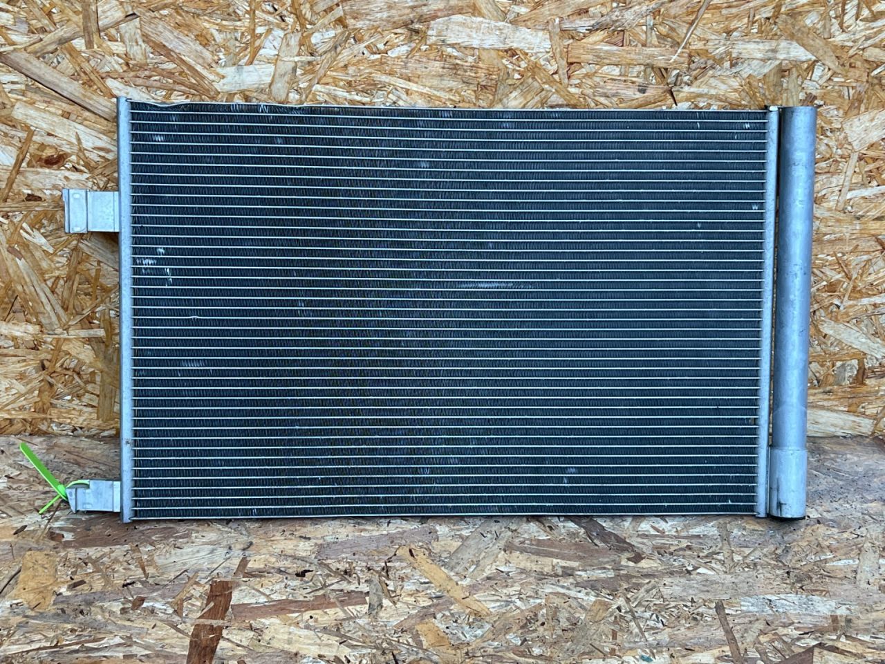 радиатор кондиционера Land Rover Range Rover Velar 1 поколение 2017, 3.0 л., бензин, АКПП, внедорожник 5 дв., GX7319710BC, T2H37897, LR114353, LR092450 - фото №1