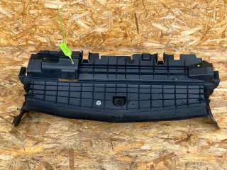 воздуховод (дефлектор) радиатора Mercedes-Benz GLK-Класс X204 [рестайлинг] X204 2015, 3.5 л., бензин, АКПП, внедорожник 5 дв., A2045052630