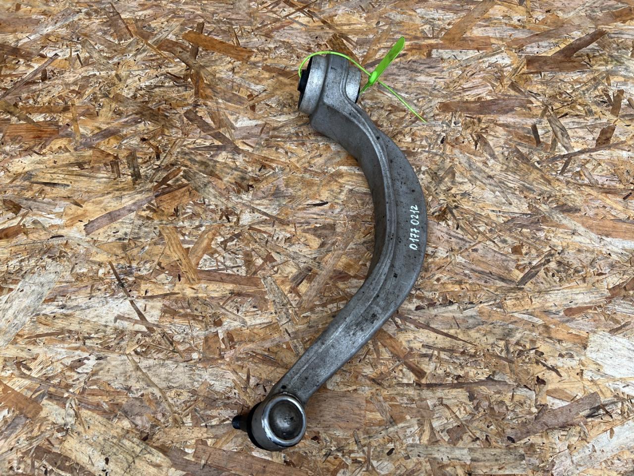 рычаг передний правый Audi A8 D4/4H 2012, 4.2 л., CDRA, бензин, АКПП, седан, 4H0407694F - фото №1