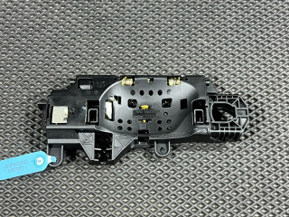 скелет ручки двери передней левой Audi S4 B9 [рестайлинг] 2021, 3.0 л., CWGD, бензин, АКПП, седан, 8W0183811A