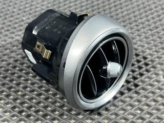 дефлектор обдува салона Mercedes-Benz C-Класс W205 [рестайлинг] 2019, 3.0 л., M 276.824, бензин, A2058300301