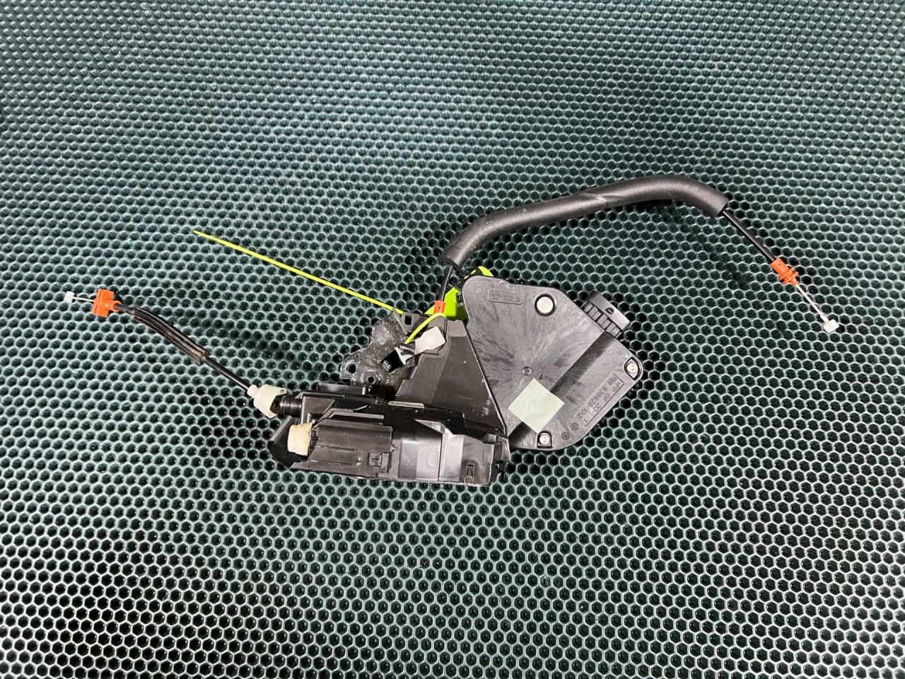 замок двери задней правой Jaguar XF X260 2015, 3.0 л., бензин, АКПП, черный, седан, C2D49437, GX6324994FB - фото №1