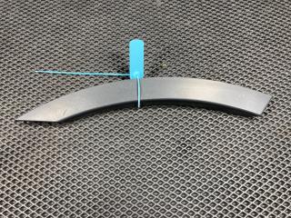 молдинг двери задней правой Land Rover Discovery 5 поколение L462 2017, 3.0 л., бензин, АКПП, внедорожник 5 дв., HY3M16A332AB, LR117002, LR082938, LR106324, HY3216A332AD