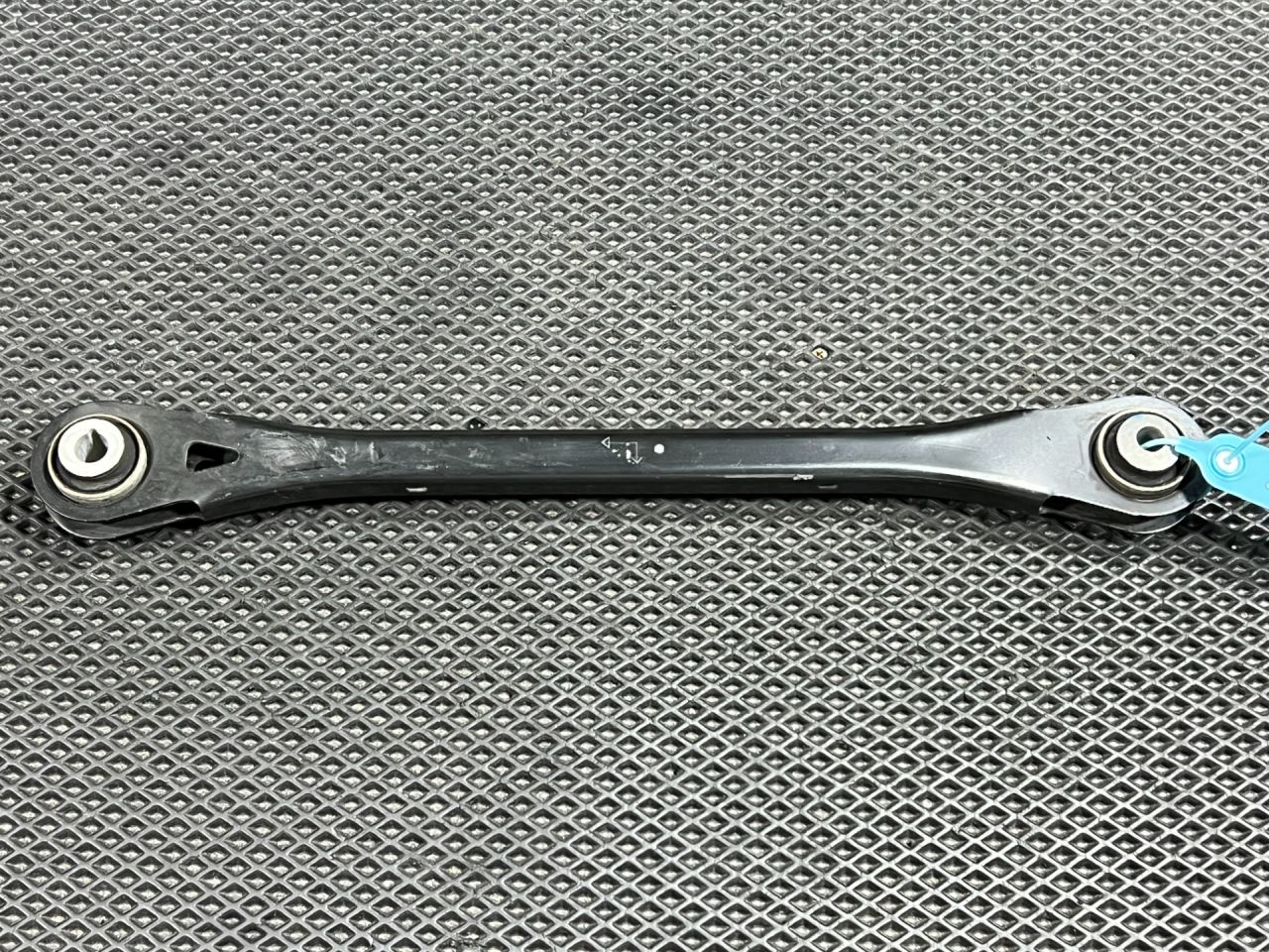 рычаг задний правый Genesis G70 1 поколение 2019, 2.0 л., G4KL, бензин, АКПП, седан, 55251-J5000 - фото №1