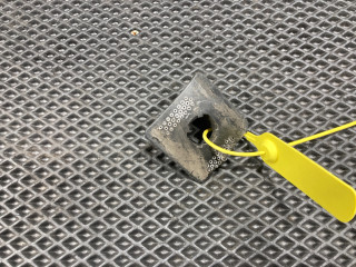 крепление парктроника Audi Q7 4L [рестайлинг] 2013, 3.0 л., CTWB, бензин, АКПП, внедорожник 5 дв.