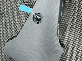 Декоративная накладка центральной консоли Ford Mustang Mach-E 1 поколение 2023, электро, внедорожник 5 дв., LJ8B-R044E09-A