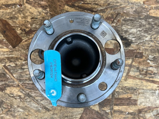 ступица задняя Buick Encore GX 1 поколение [рестайлинг] 2024, 1.3 л., бензин, АКПП, внедорожник 5 дв., 13546940, 13530971