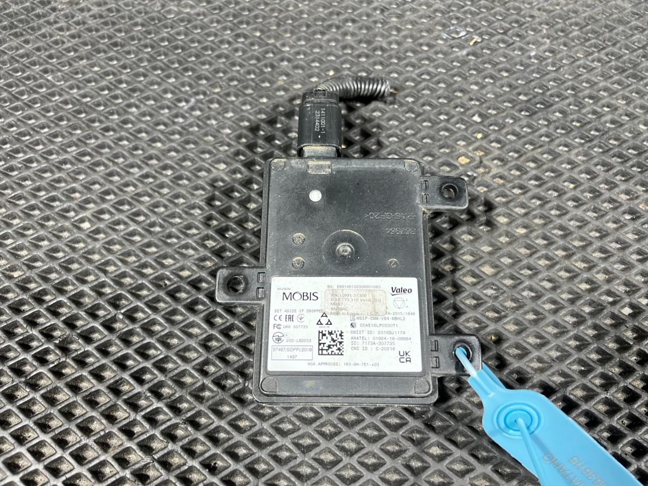 датчик мертвых (слепых) зон Kia K5 3 поколение 2022, 1.6 л., G4FP, бензин, АКПП, седан, L3991-51300 - фото №1