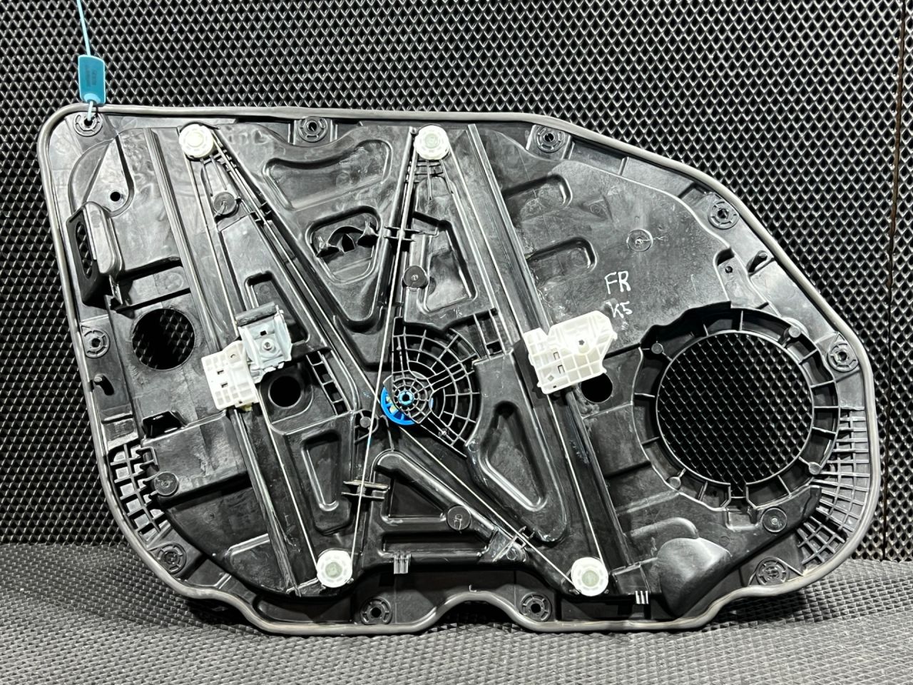 стеклоподъемник передний правый Kia K5 3 поколение 2022, 1.6 л., G4FP, бензин, АКПП, седан, 4KW8035KM00 - фото №1