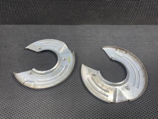 защитный кожух тормозного механизма Jaguar XE 1 поколение X760 2016, 3.0 л., AJ 126, бензин, АКПП, седан, GX732C029AB, GX732C028AB, T2H3208, T2H3207