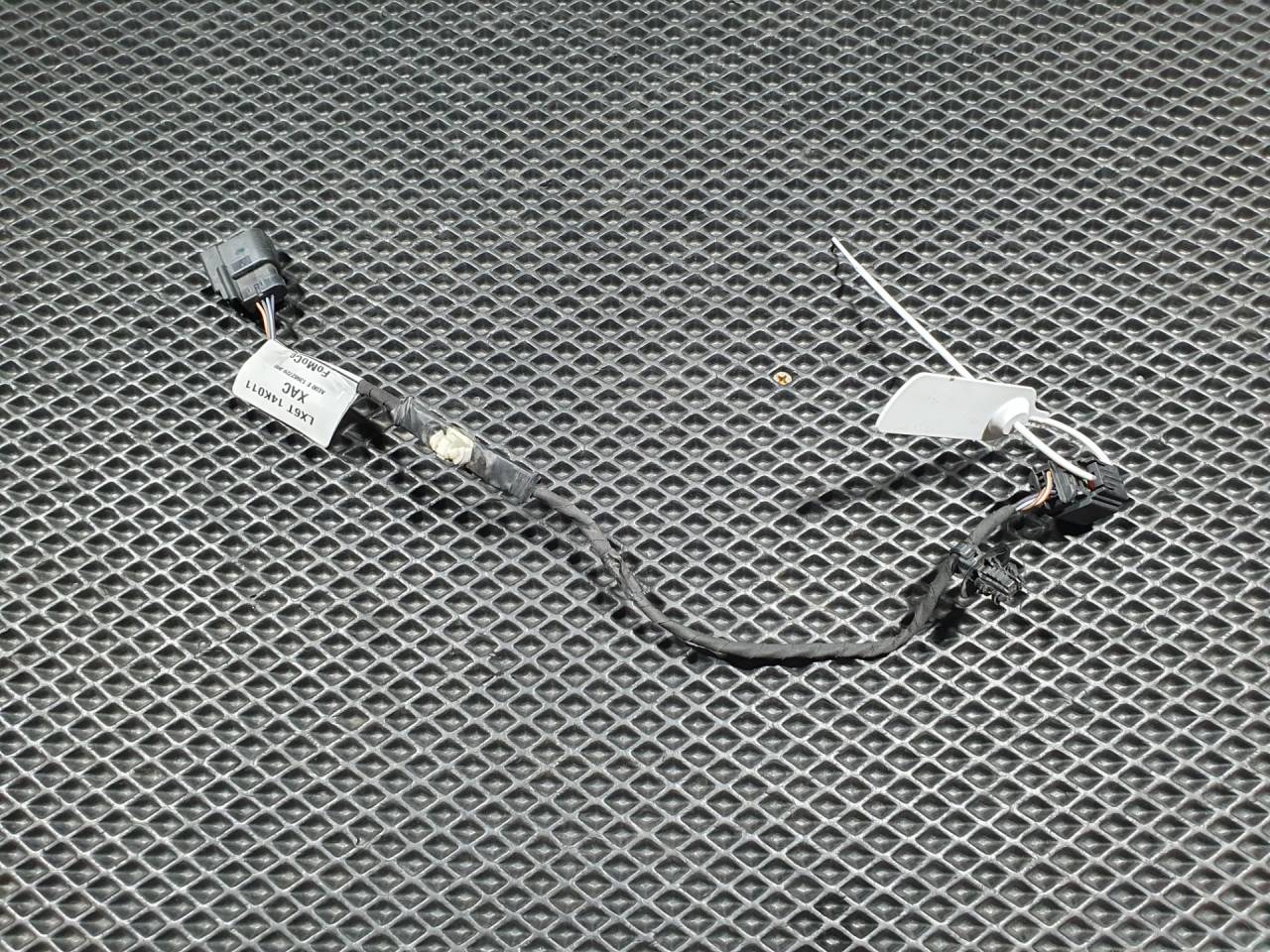 проводка салона Ford Bronco Sport 1 поколение 2020, 1.5 л., бензин, АКПП, внедорожник 5 дв., LX6T14K011XAC - фото №1