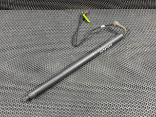 амортизатор крышки багажника (3-5 двери) Audi Q3 8U [рестайлинг] 2017, 2.0 л., бензин, АКПП, внедорожник 5 дв., 8U0827851