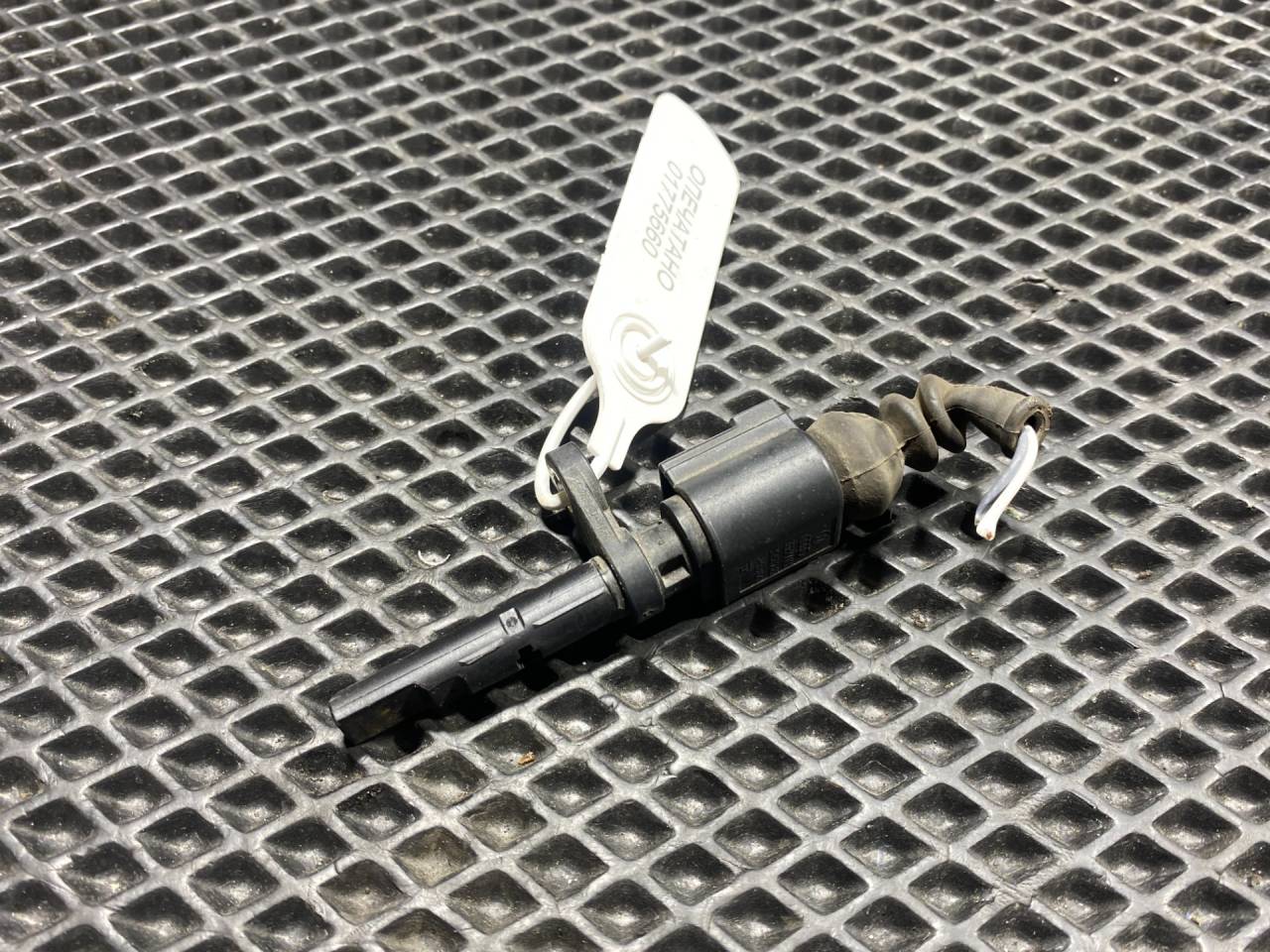 датчик ABS Audi A5 F5 2018, 2.0 л., CVKB, бензин, АКПП, лифтбэк, 4M0927807C, 0265004487 - фото №1