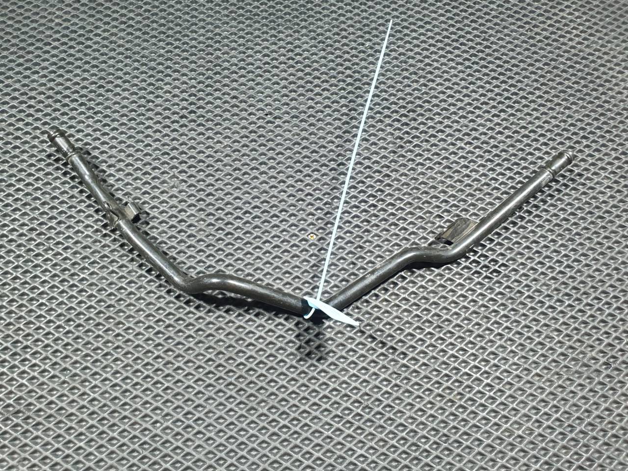 трубка охлаждающей жидкости Audi A4 B9 2018, 2.0 л., CVKB, бензин, АКПП, седан, 06L121075S - фото №1