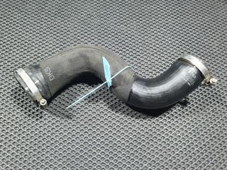 патрубок интеркулера Audi A4 B8/8K [рестайлинг] 2011, 2.0 л., CDNC, бензин, АКПП, седан, 8K0145737J