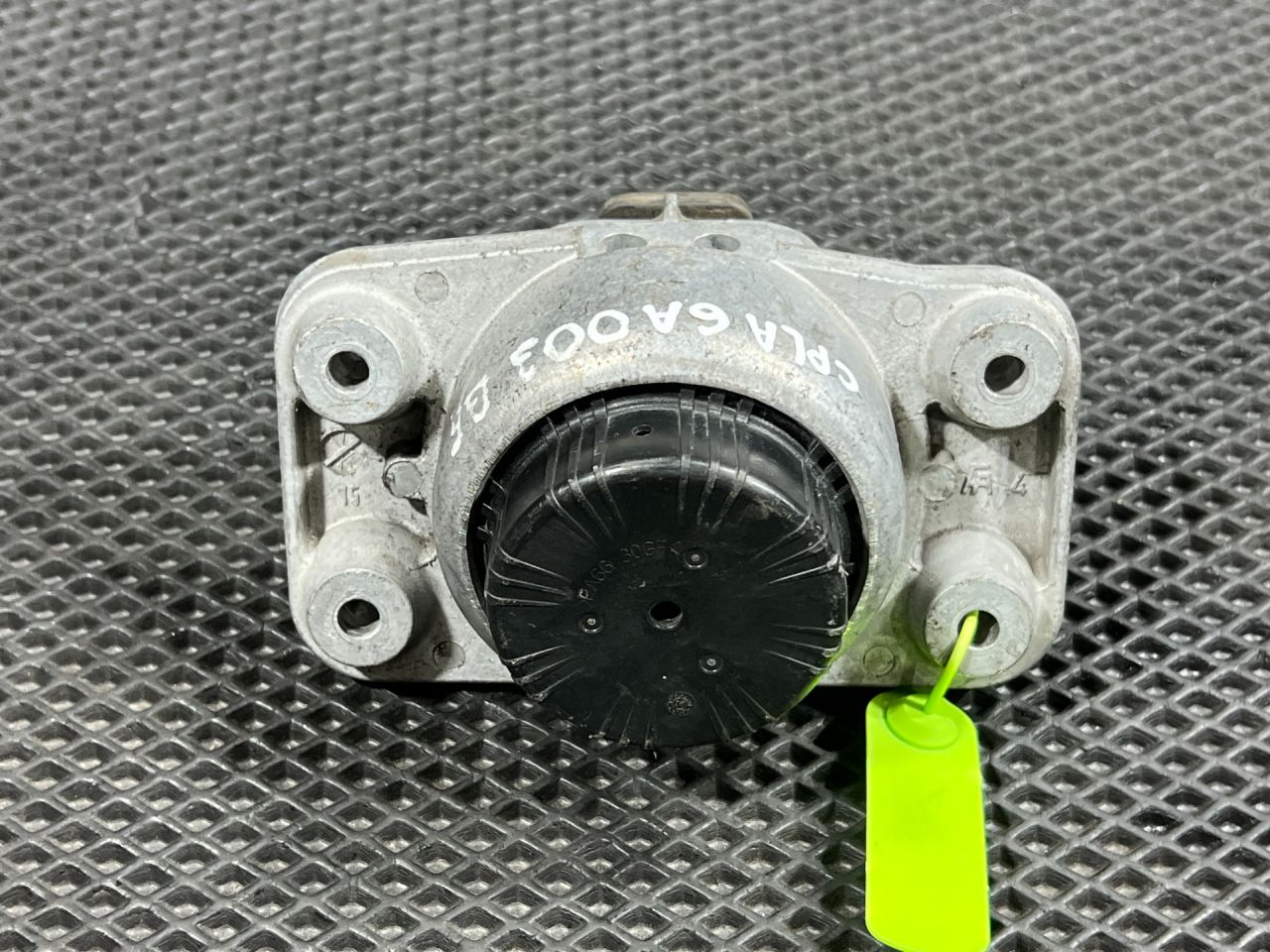 подушка крепления двигателя Land Rover Range Rover Sport 2 поколение 2017, 5.0 л., 508PS, бензин, АКПП, внедорожник 5 дв., CPLA6A003BF, LR039598, LR051515, LR054850, LR056882, LR179381 - фото №1