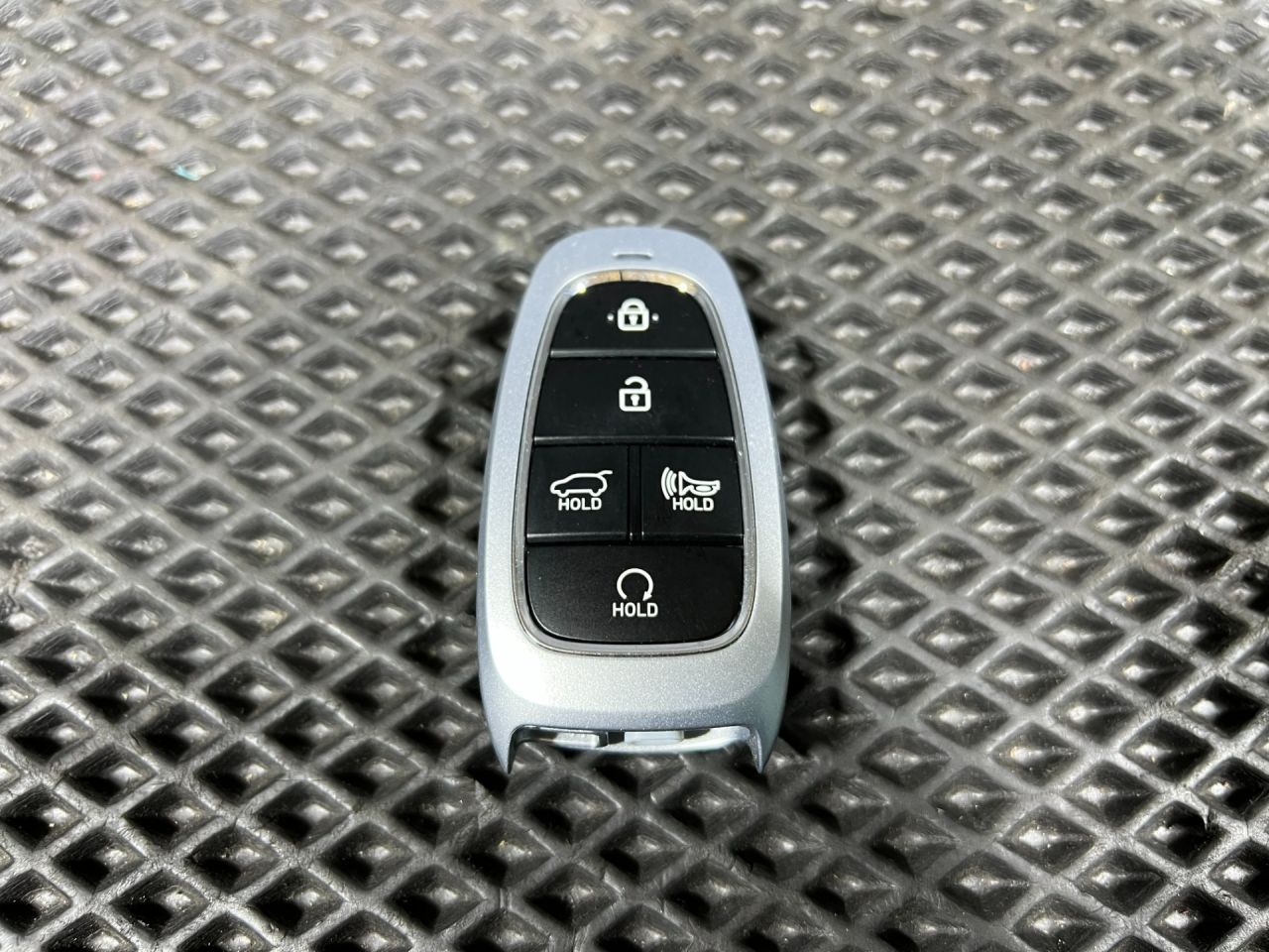 ключ Hyundai Tucson 4 поколение 2024, 2.5 л., G4KN, бензин, АКПП, внедорожник 5 дв., 81905N9090 - фото №1