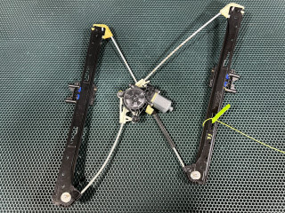 стеклоподъемник передний правый Porsche Macan 1 поколение 95B 2016, 3.0 л., MCT.MA, бензин, АКПП, внедорожник 5 дв., 95B837462