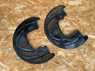 защитный кожух тормозного механизма Audi A6 C8 2020, 2.0 л., бензин, АКПП, седан, 4M0615312G, 4M0615311G