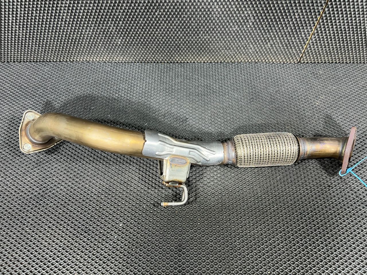 глушитель Honda Accord 11 поколение 2025, 1.5 л., L15B, бензин, вариатор, седан, 18200-T20-A01 - фото №1