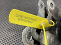 петля капота Land Rover Range Rover Sport 2 поколение L494 2016, 3.0 л., 30DDTX, дизель, АКПП, внедорожник 5 дв., CPLA16800A, CPLA16801A, LR036583, LR036584, LR088985, LR088986 - фото №7