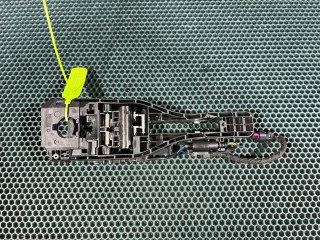 скелет ручки двери передней правой Porsche Macan 1 поколение 2017, 3.6 л., MCT.LA, бензин, АКПП, внедорожник 5 дв., 95B-839-886-E