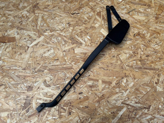 щеткодержатель (поводок стеклоочистителя, дворник) Mercedes-Benz M-Класс W166 2012, 4.7 л., M 278.929, бензин, 24027217, A1668201044