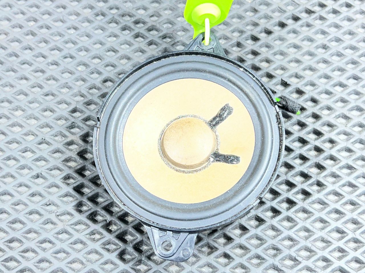 динамик Audi A6 C8 2018, 3.0 л., бензин, АКПП, седан, 80A035453A - фото №1