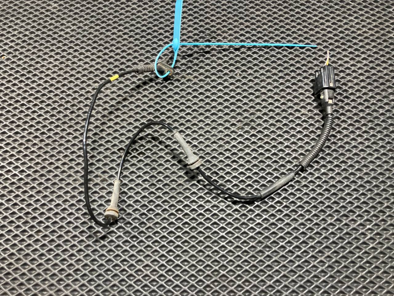 датчик ABS Land Rover Range Rover Evoque L538 2014, 2.0 л., бензин, АКПП, внедорожник 5 дв., LR071974, LR024202, BJ322B372AD - фото №1