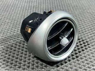 дефлектор обдува салона Mercedes-Benz C-Класс W205 [рестайлинг] 2020, 3.0 л., M 276.824, бензин, A2058303900