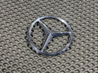 эмблема Mercedes-Benz GLC-Класс X253 [рестайлинг] 2019, 2.0 л., бензин, АКПП, внедорожник 5 дв., A2538170016