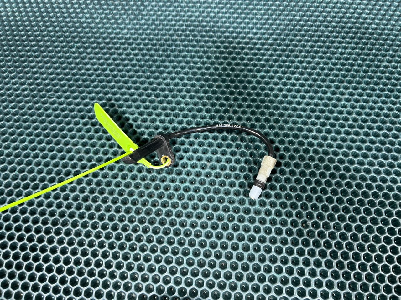 датчик ABS Porsche 911 997 2006, 3.6 л., бензин, АКПП, 99760640701, 0265007624 - фото №1