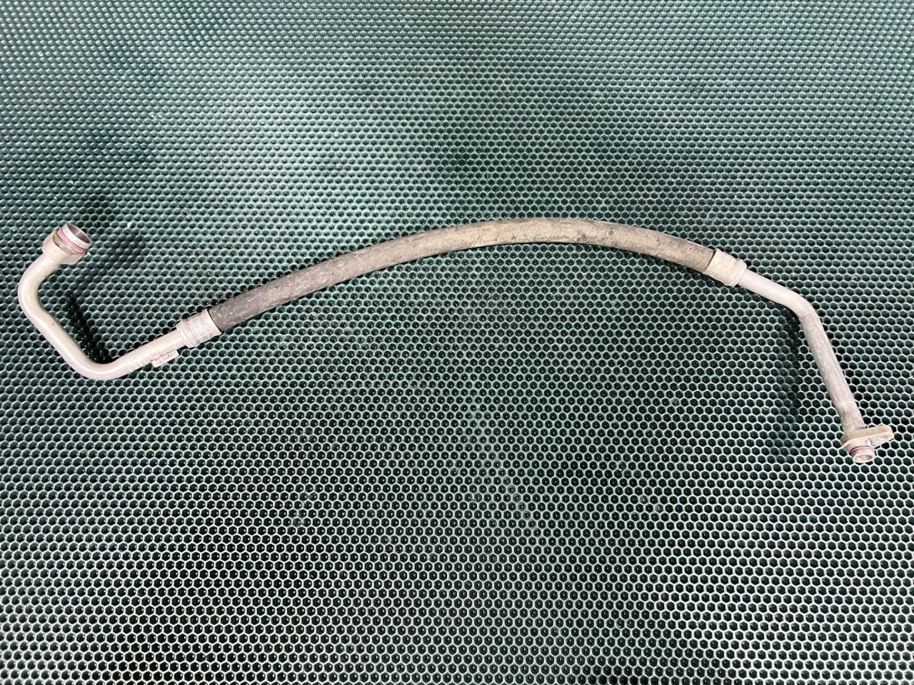 трубка кондиционера Audi A5 F5 2017, 2.0 л., CVKB, бензин, АКПП, лифтбэк, 8W0816743BP - фото №1