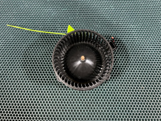 моторчик печки Audi A4 B9 2017, 2.0 л., бензин, АКПП, седан, 4M1820021C, 4M1820021A, 4M1820021B