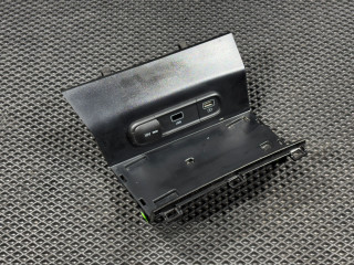 разъем AUX / USB Kia K5 3 поколение 2022, 1.6 л., G4FP, бензин, АКПП, седан, 96125L2000, 84630L3500WK, X84630L2500