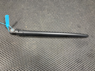 щеткодержатель задний Porsche Cayenne 957 [рестайлинг] 2009, 3.6 л., M 55.01, бензин, АКПП, внедорожник 5 дв., 7L5955707B