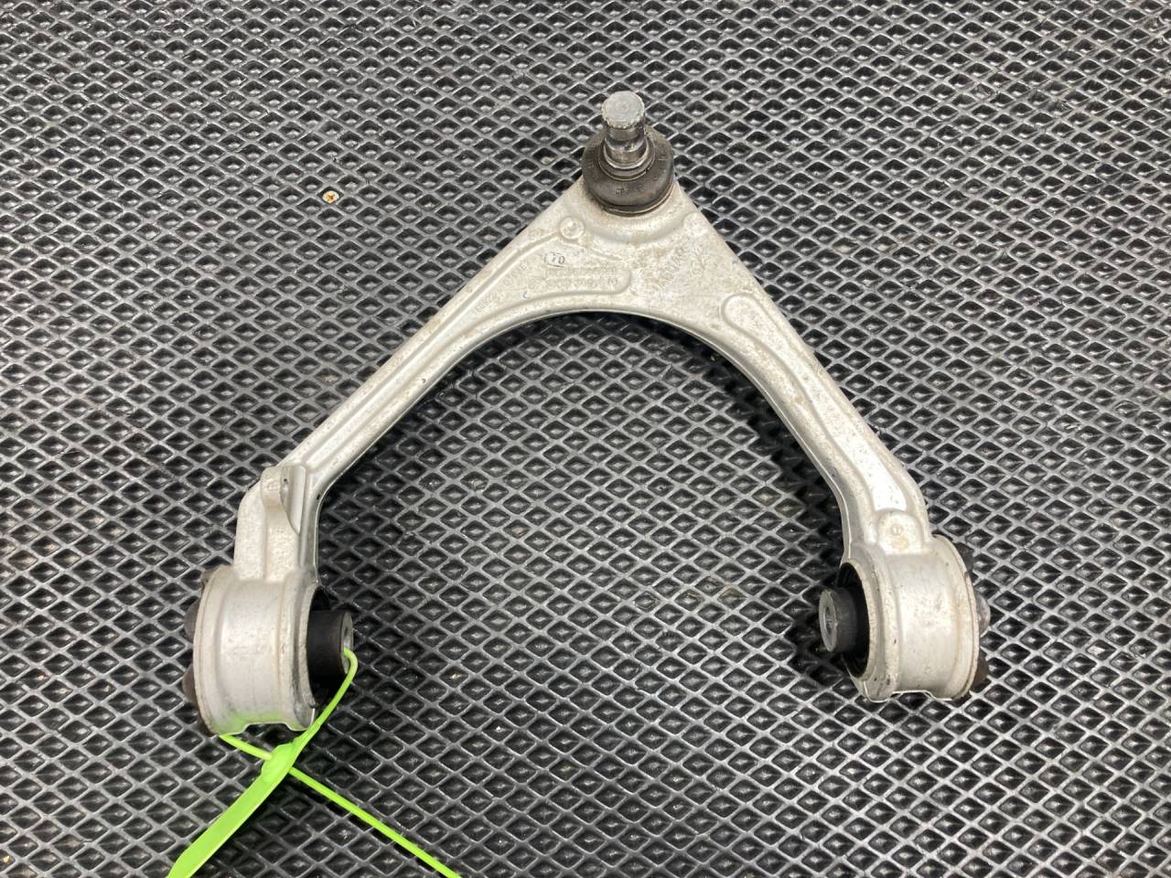 рычаг передний левый Jaguar XE 1 поколение X760 2016, 3.0 л., AJ 126, бензин, АКПП, седан, GX733091, T4N1130 - фото №1