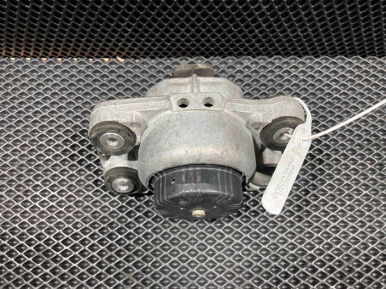 подушка крепления двигателя Land Rover Range Rover Sport 2 поколение L494 2016, 3.0 л., 306DT, дизель, АКПП, внедорожник 5 дв., FPLA6A003BA, LR123907 - фото №1