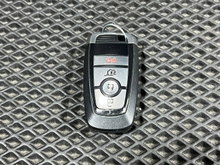 ключ Ford Mustang Mach-E 1 поколение 2023, электро, внедорожник 5 дв.